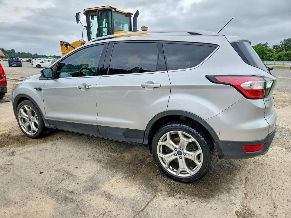 2017 FORD ESCAPE TITANIUM 2