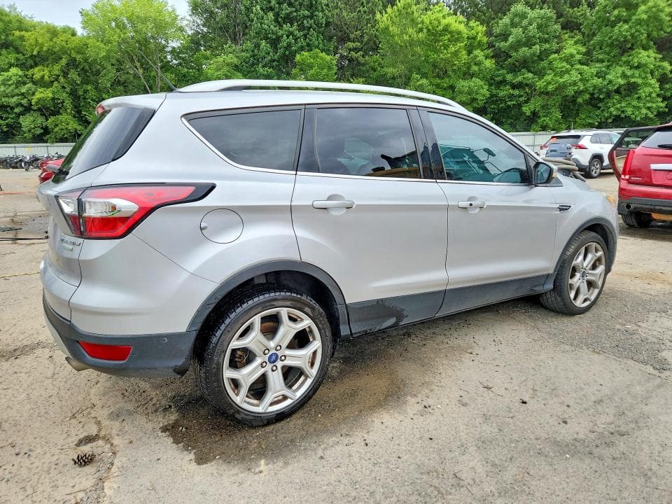 2017 FORD ESCAPE TITANIUM 3