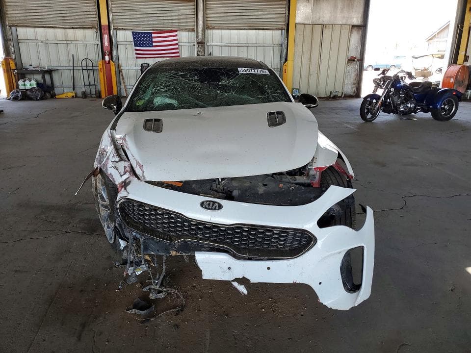 2018 KIA STINGER GT1 5