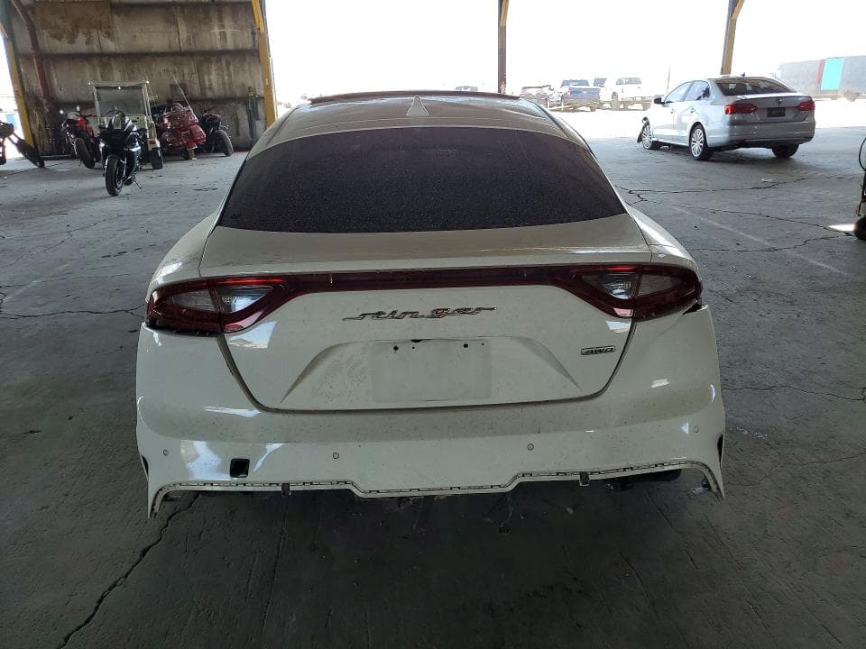 2018 KIA STINGER GT1 6