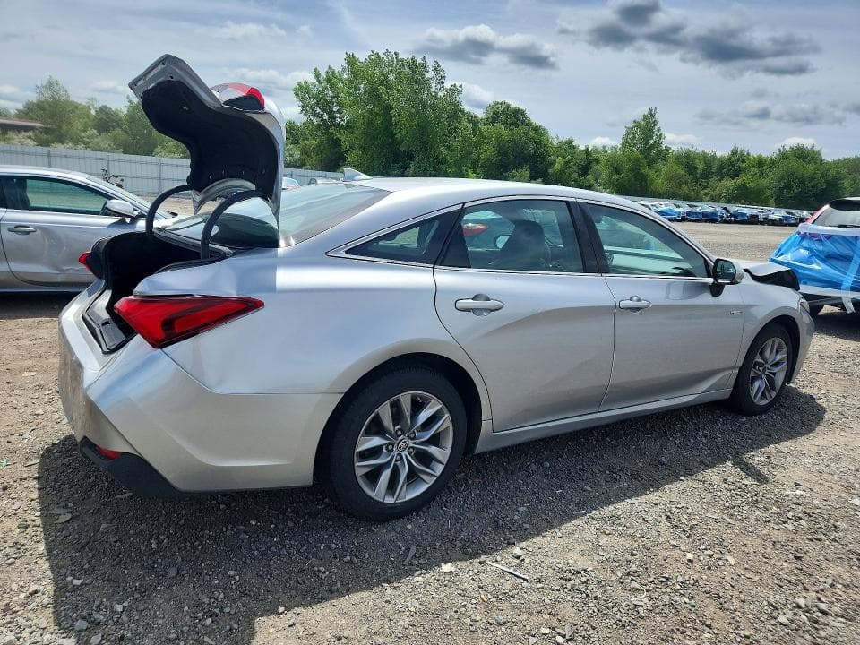 2019 TOYOTA AVALON HYBRID XLE XLE 3