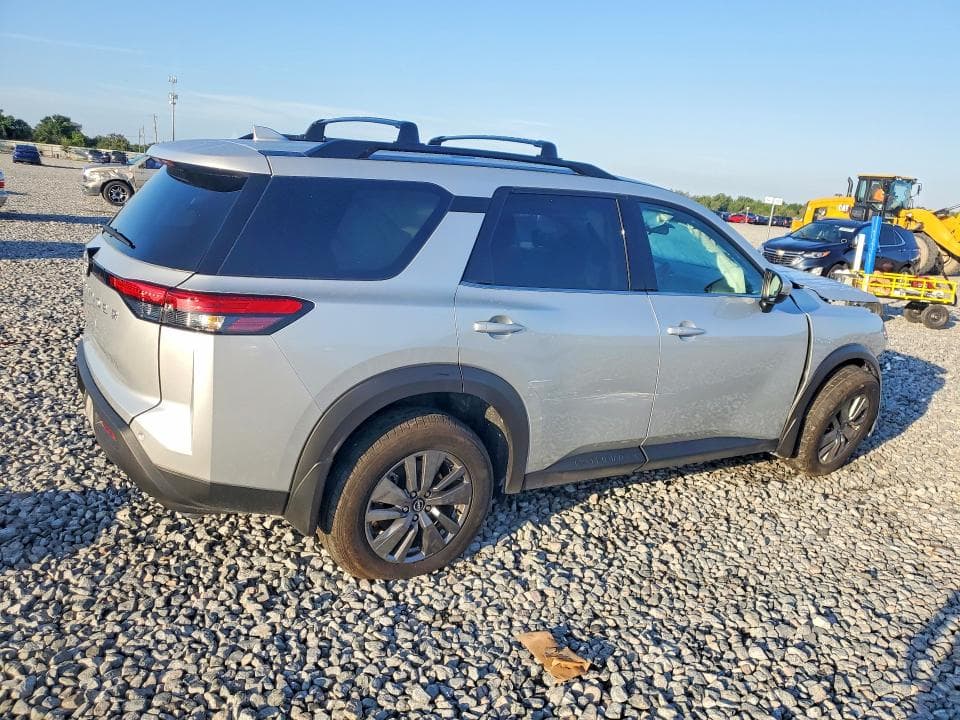 2025 NISSAN PATHFINDER SV 3