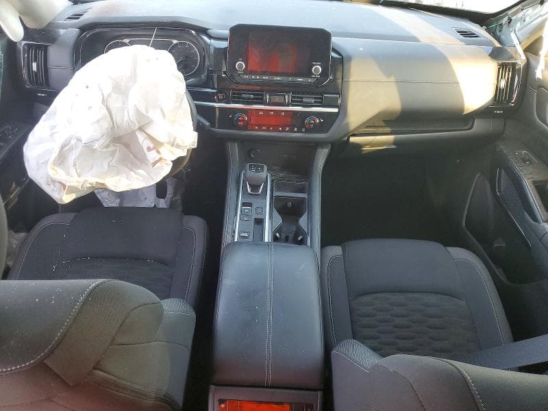 2025 NISSAN PATHFINDER SV 8