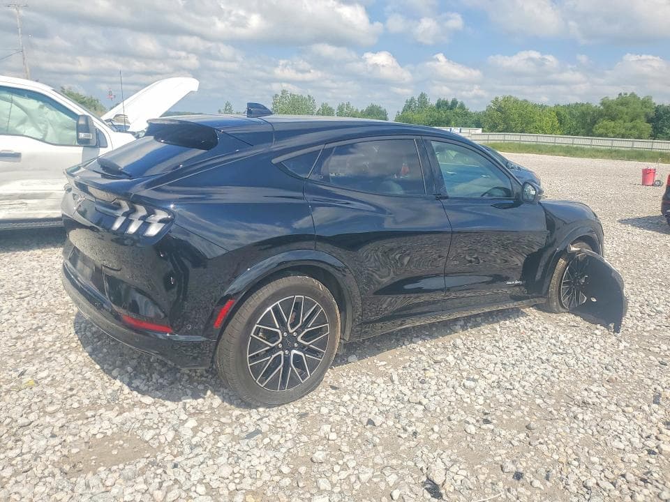 2024 FORD MUSTANG MACH-E PREMIUM 3