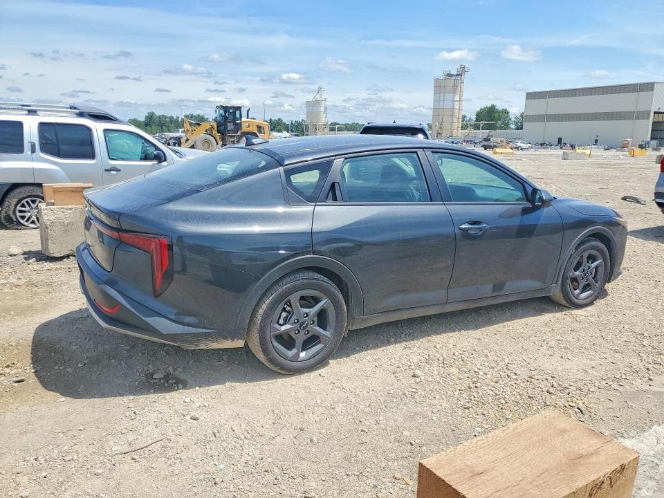 2025 KIA K4 LXS 3