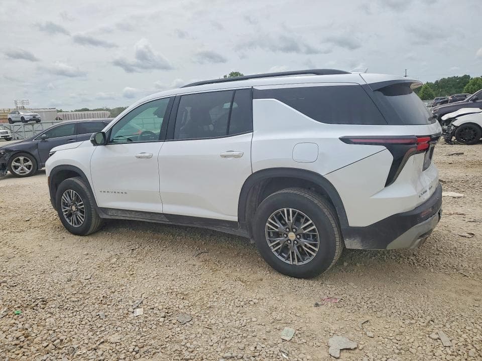 2025 CHEVROLET TRAVERSE LT 2