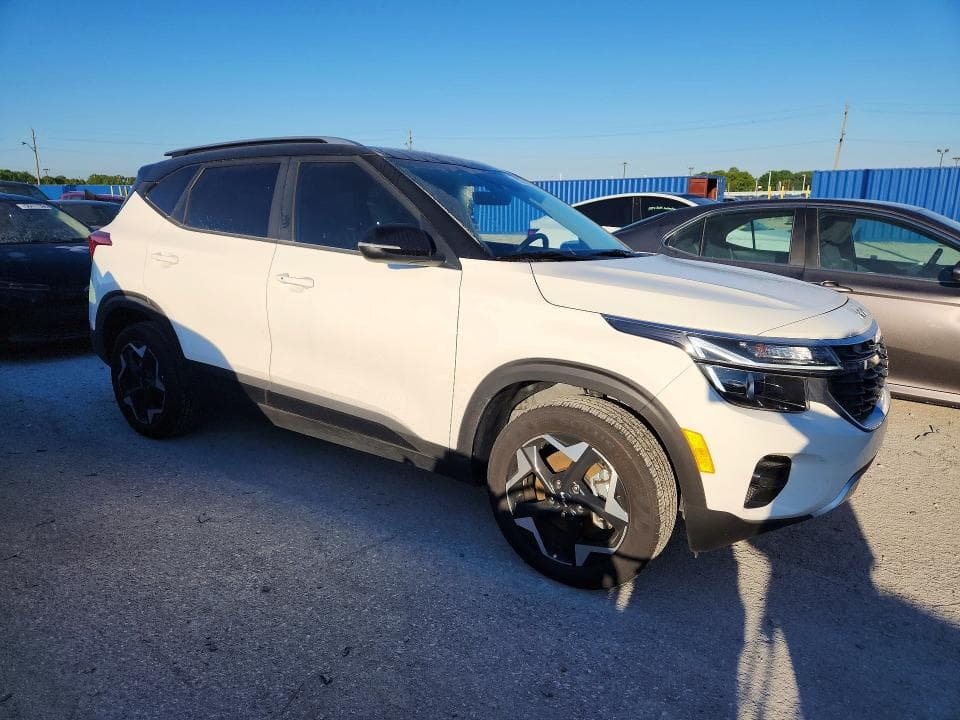 2026 KIA SELTOS S 4