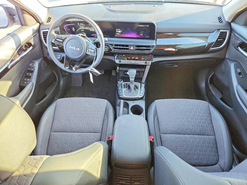 2026 KIA SELTOS S 8