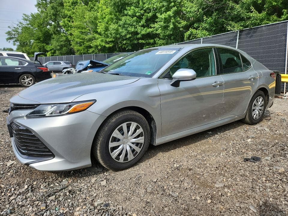 2018 TOYOTA CAMRY LE LE - 1