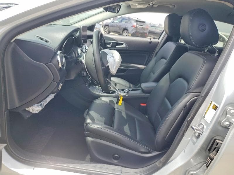 2019 MERCEDES-BENZ GLA 250 7