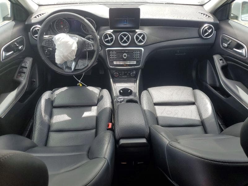 2019 MERCEDES-BENZ GLA 250 8