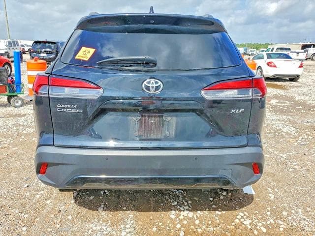 2023 TOYOTA COROLLA CROSS XLE XLE 6