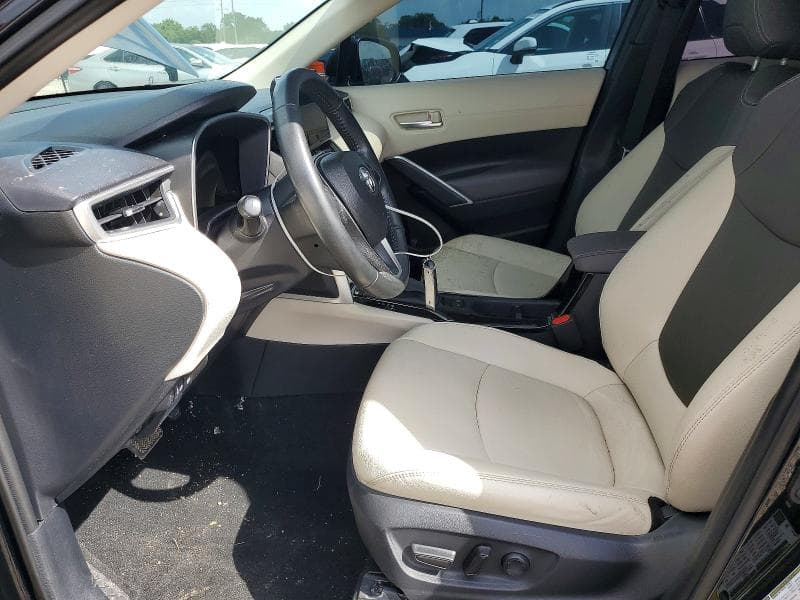 2023 TOYOTA COROLLA CROSS XLE XLE 7