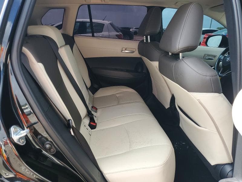 2023 TOYOTA COROLLA CROSS XLE XLE 10