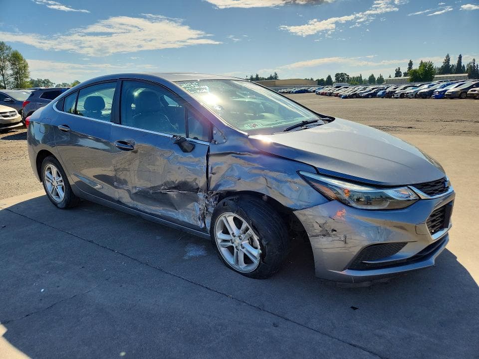 2018 CHEVROLET CRUZE LT LT 4