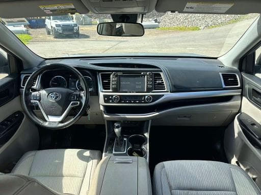 2018 TOYOTA HIGHLANDER LE PLUS LE PLUS 7