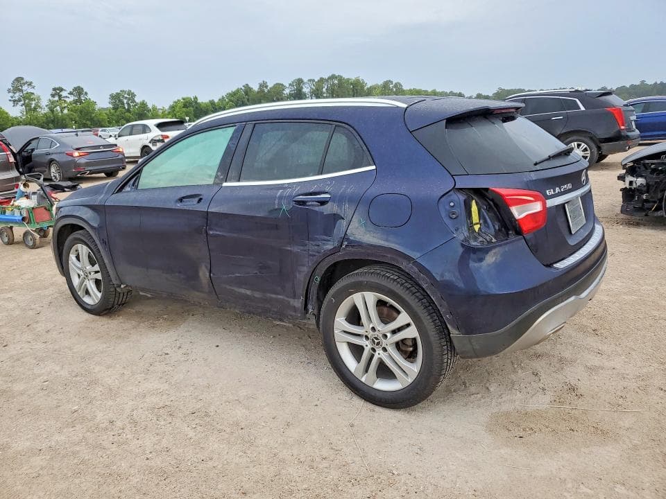 2018 MERCEDES-BENZ GLA 250 4MATIC 2