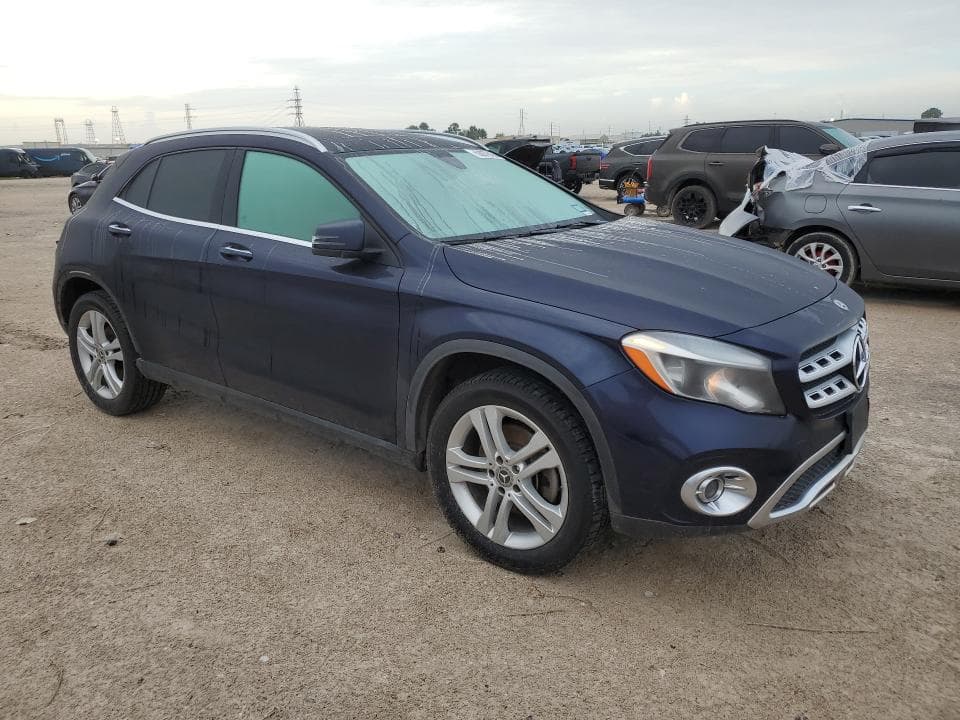 2018 MERCEDES-BENZ GLA 250 4MATIC 4