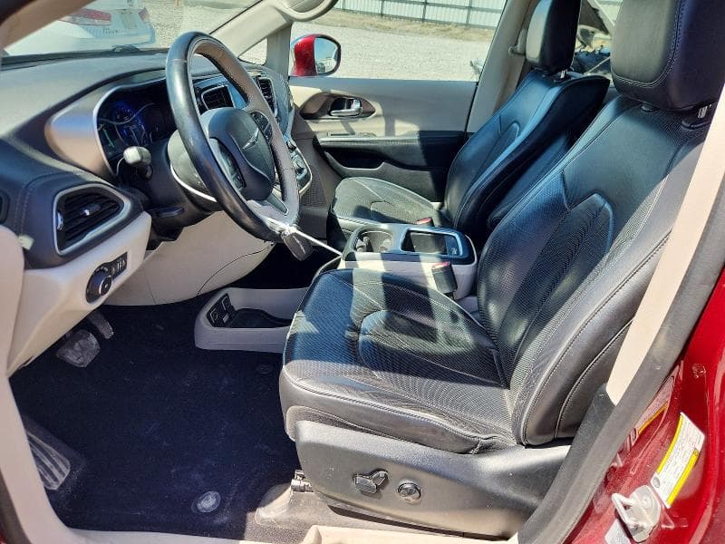 2017 CHRYSLER PACIFICA LIMITED 7