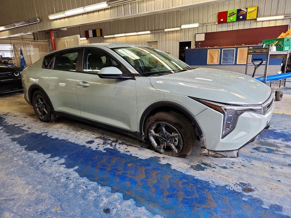 2026 KIA K4 LXS 4
