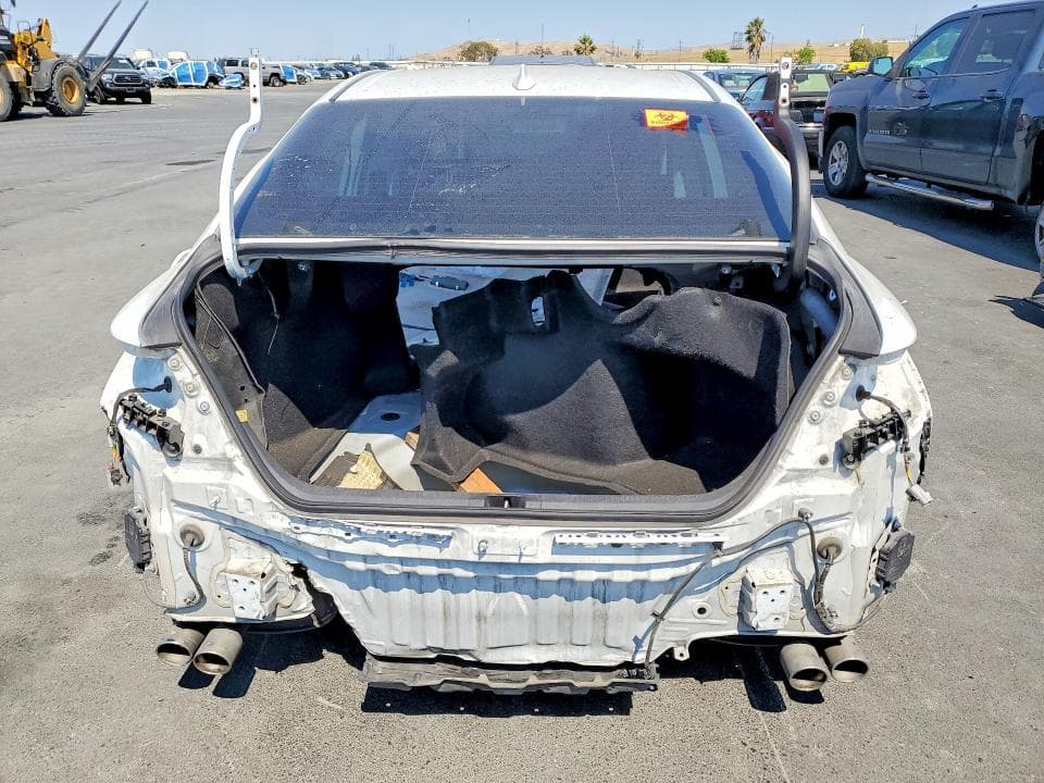 2019 TOYOTA CAMRY XSE 6