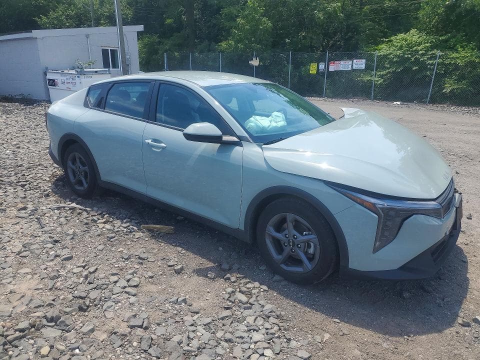 2025 KIA K4 LXS 4