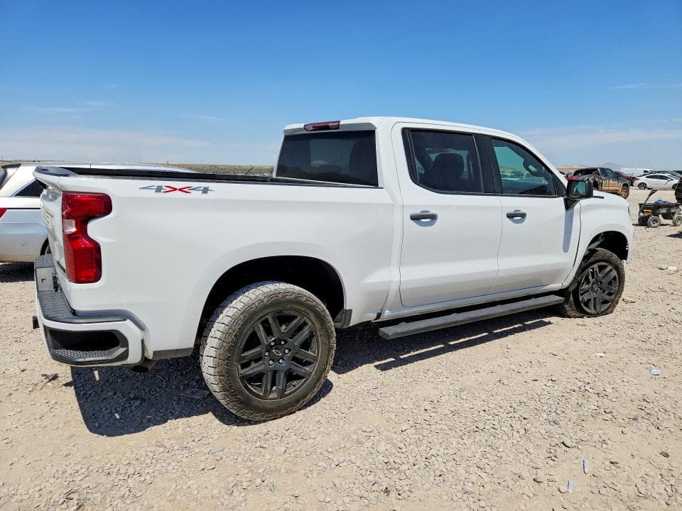 2023 CHEVROLET SILVERADO K1500 CUSTOM 3