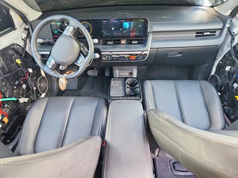 2025 HYUNDAI IONIQ 5 SEL 8