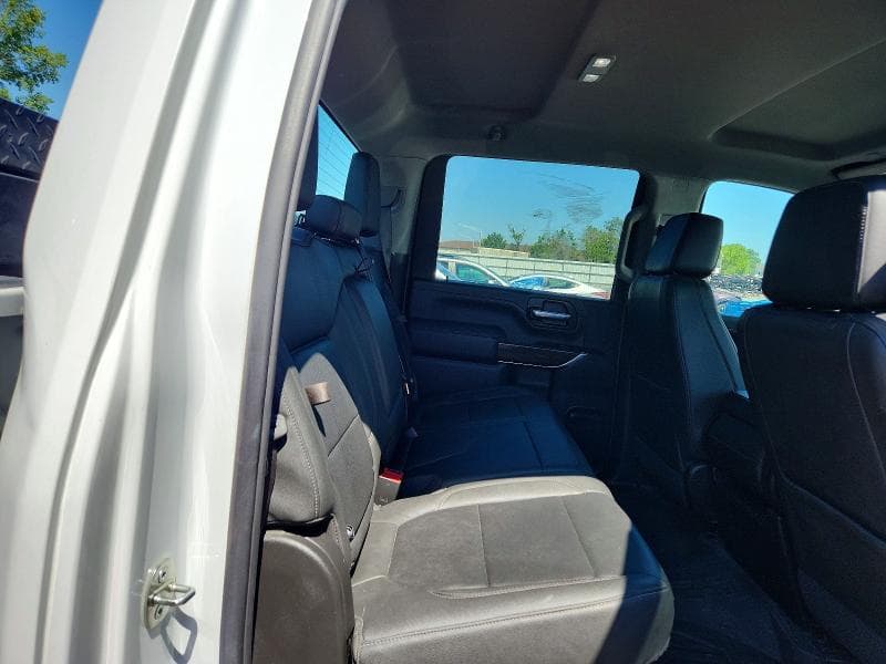 2023 GMC SIERRA K3500 SLT 10