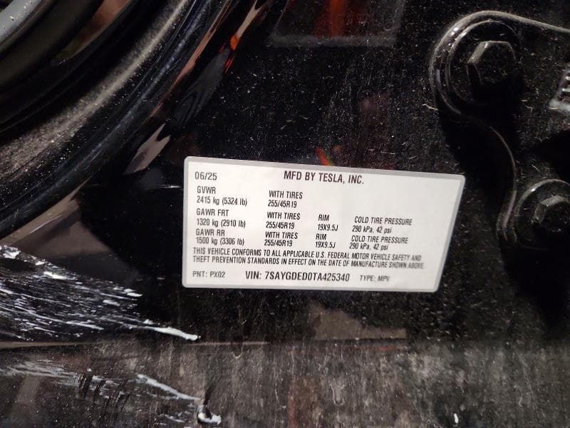 2026 TESLA MODEL Y 12