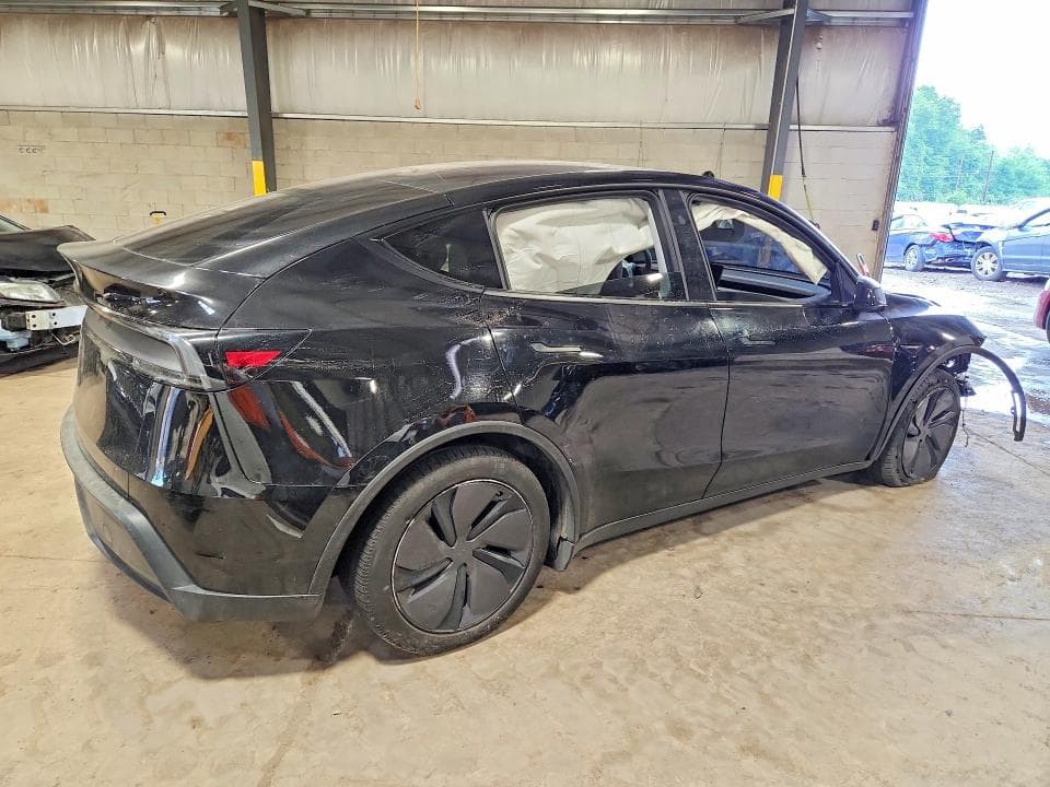 2026 TESLA MODEL Y 3