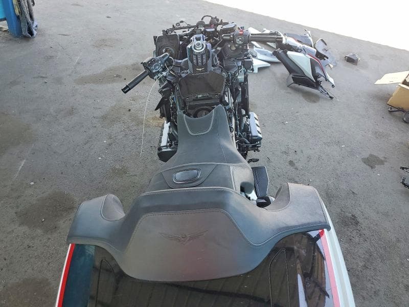 2024 HONDA GL1800 D 6