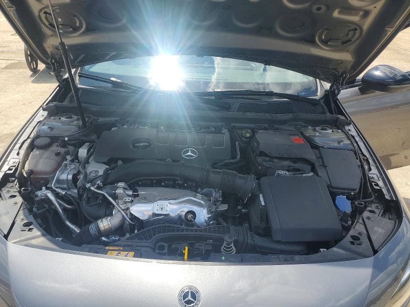 2022 MERCEDES-BENZ A 220 11