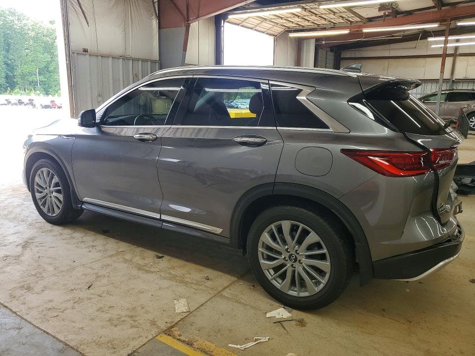 2023 INFINITI QX50 LUXE 2