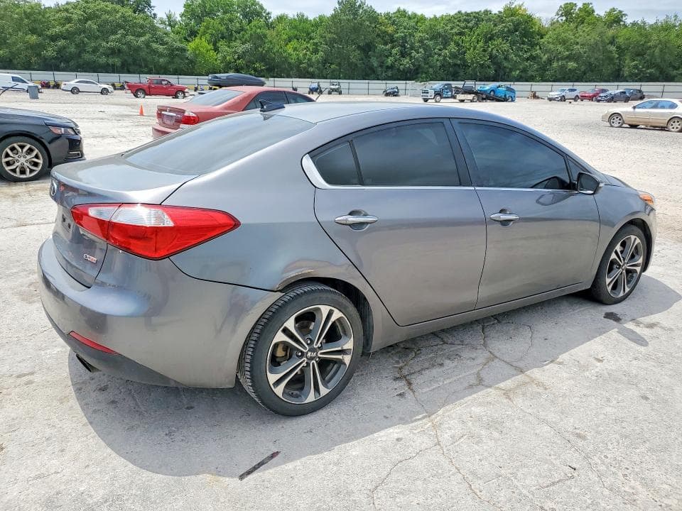 2016 KIA FORTE EX 3