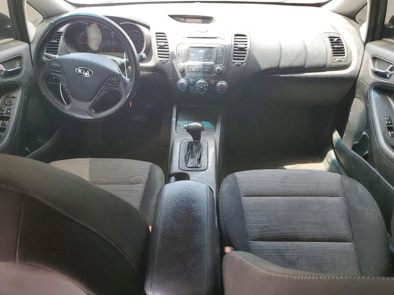 2016 KIA FORTE EX 8