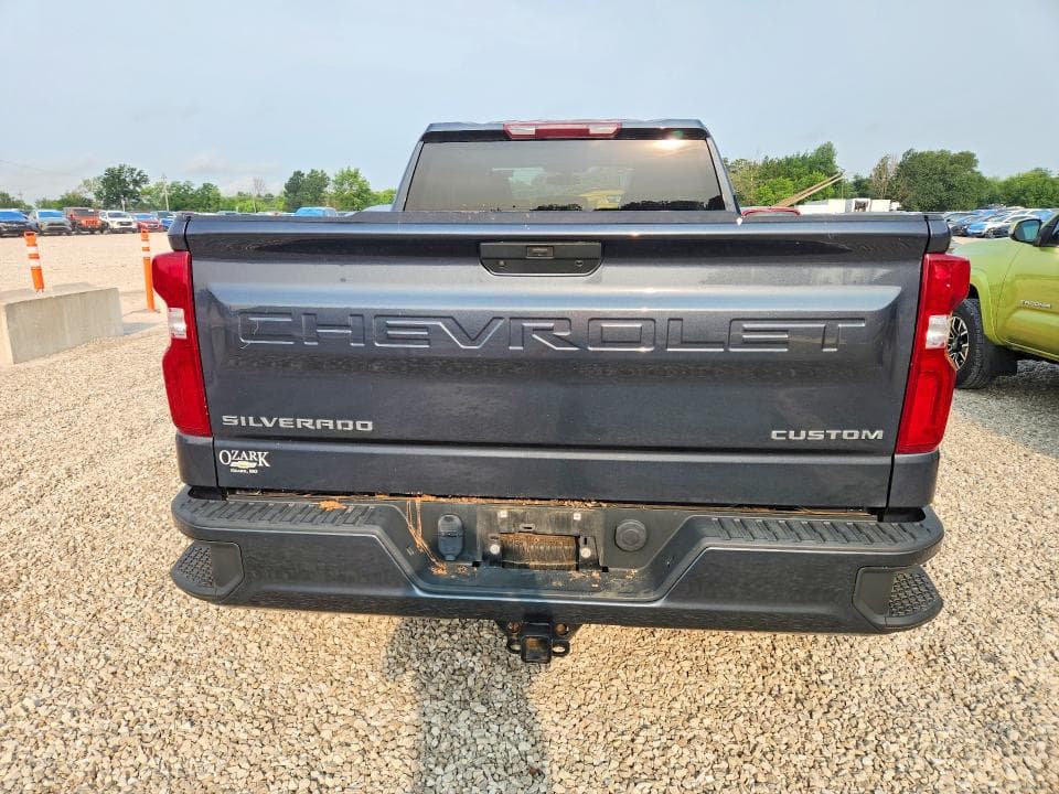 2020 CHEVROLET SILVERADO K1500 CUSTOM 6