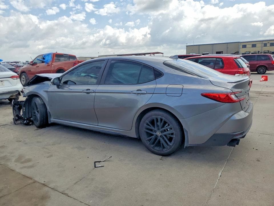 2025 TOYOTA CAMRY SE 2