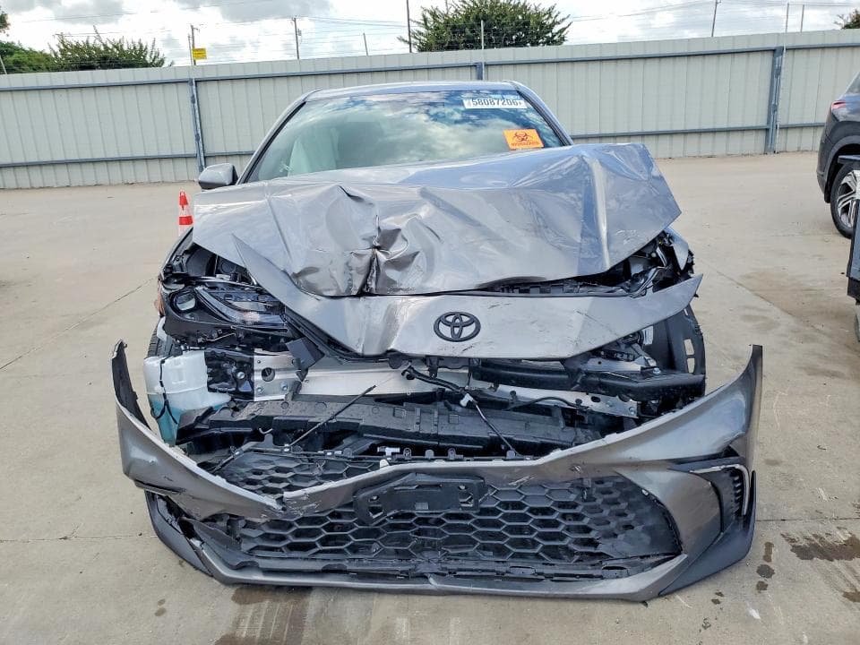 2025 TOYOTA CAMRY SE 5