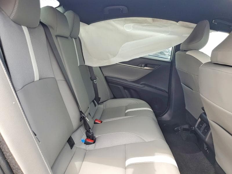 2025 TOYOTA CAMRY SE 10