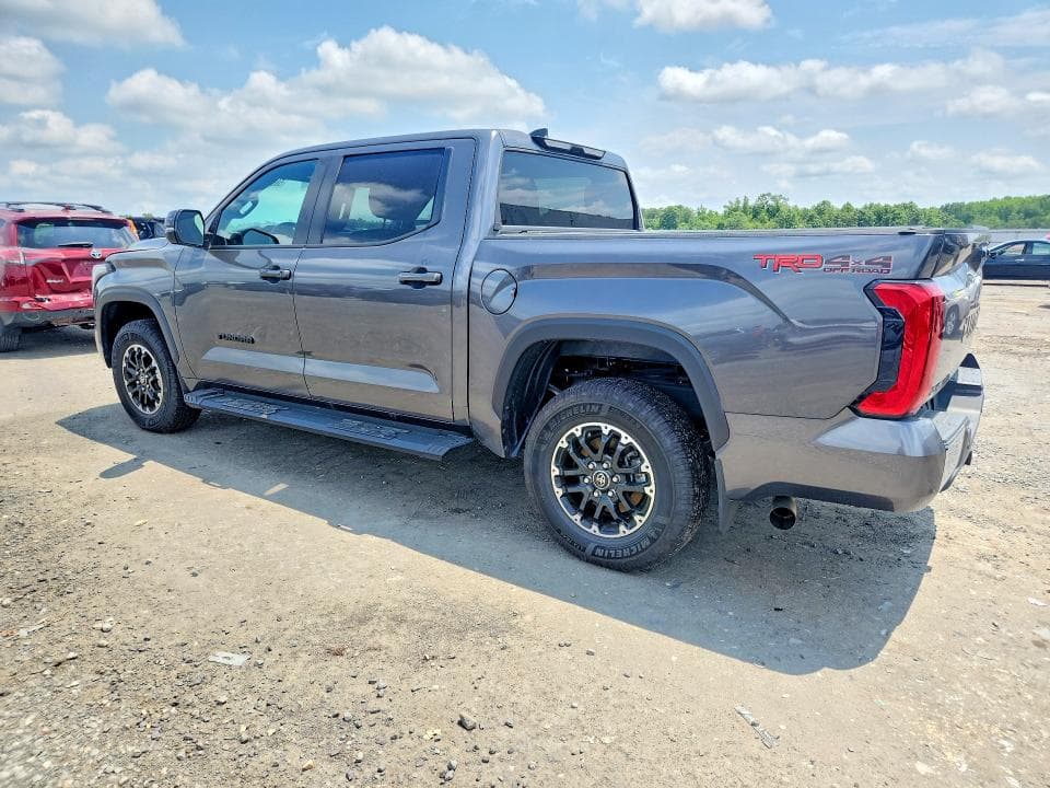 2025 TOYOTA TUNDRA SR5 2