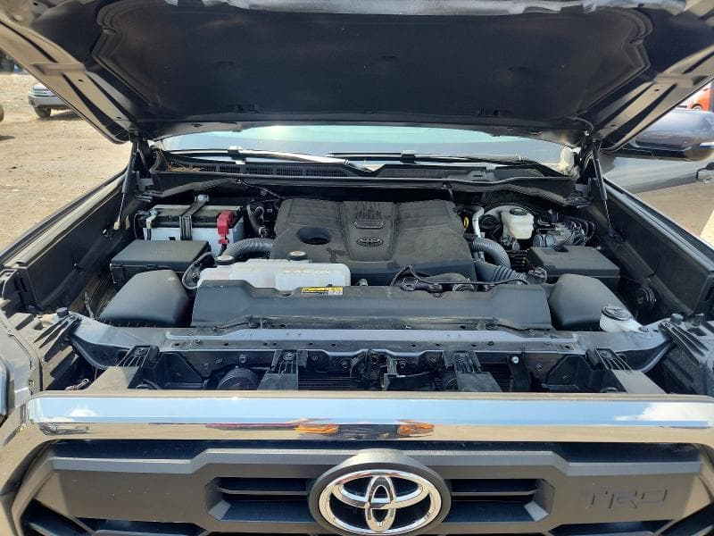 2025 TOYOTA TUNDRA SR5 11