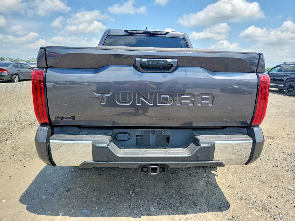 2025 TOYOTA TUNDRA SR5 6