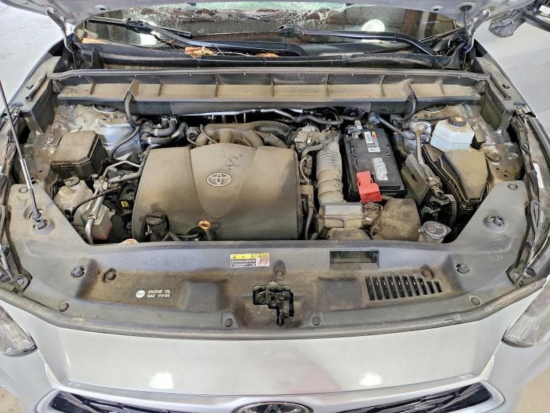 2022 TOYOTA HIGHLANDER LE 12