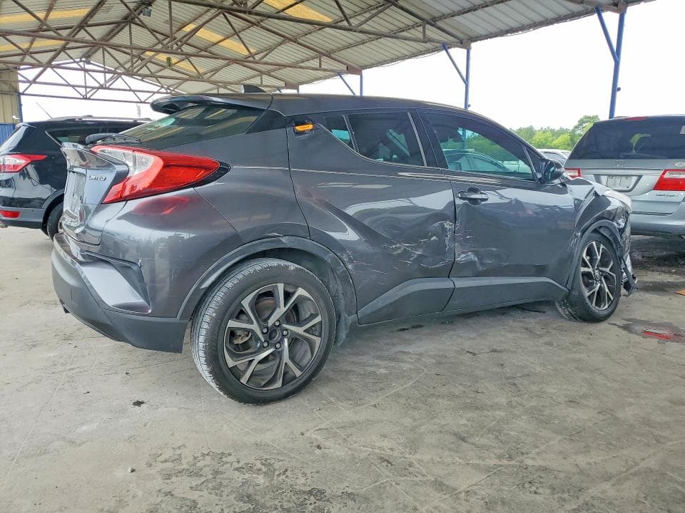 2019 TOYOTA C-HR LIMITED 3