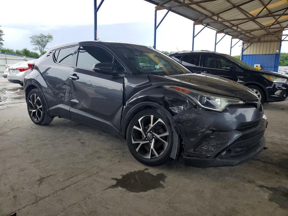 2019 TOYOTA C-HR LIMITED 4