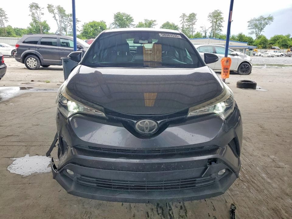 2019 TOYOTA C-HR LIMITED 5