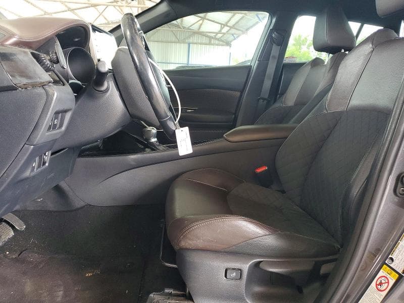 2019 TOYOTA C-HR LIMITED 7