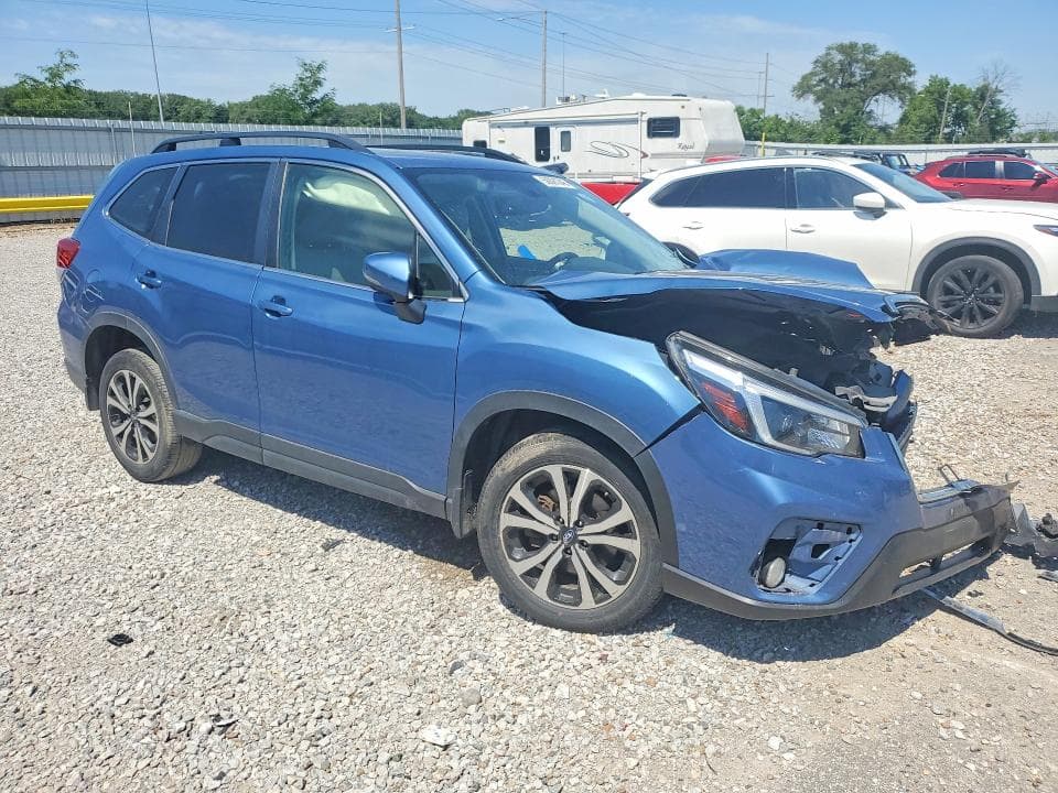 2021 SUBARU FORESTER LIMITED 4