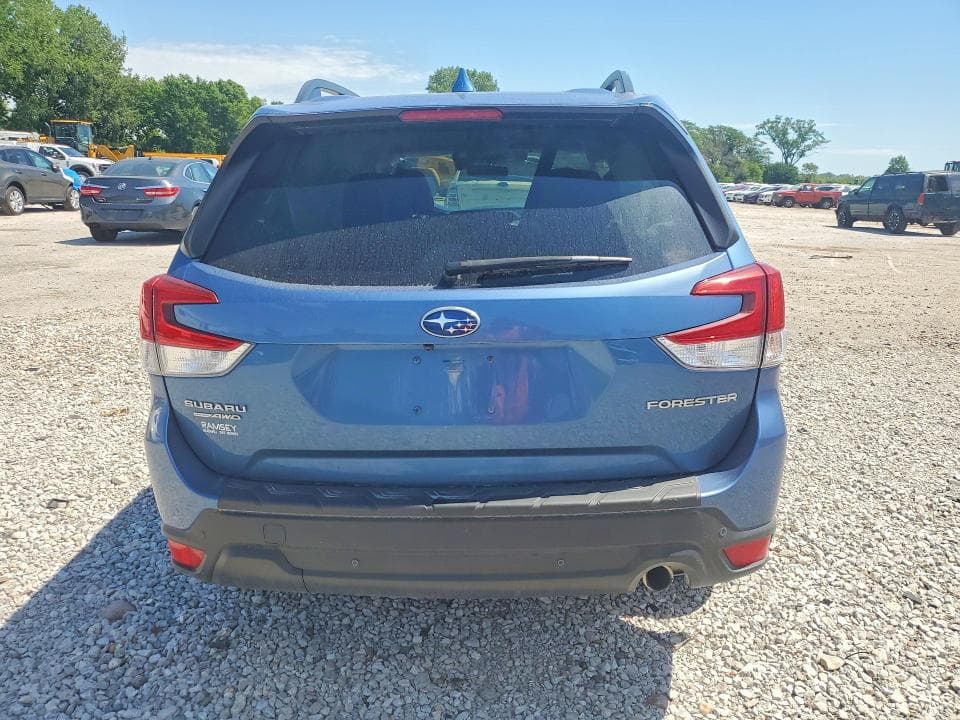 2021 SUBARU FORESTER LIMITED 6